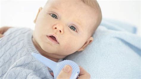 yeni doğan bebeklerde burun tıkanıklıgı nasıl gecer